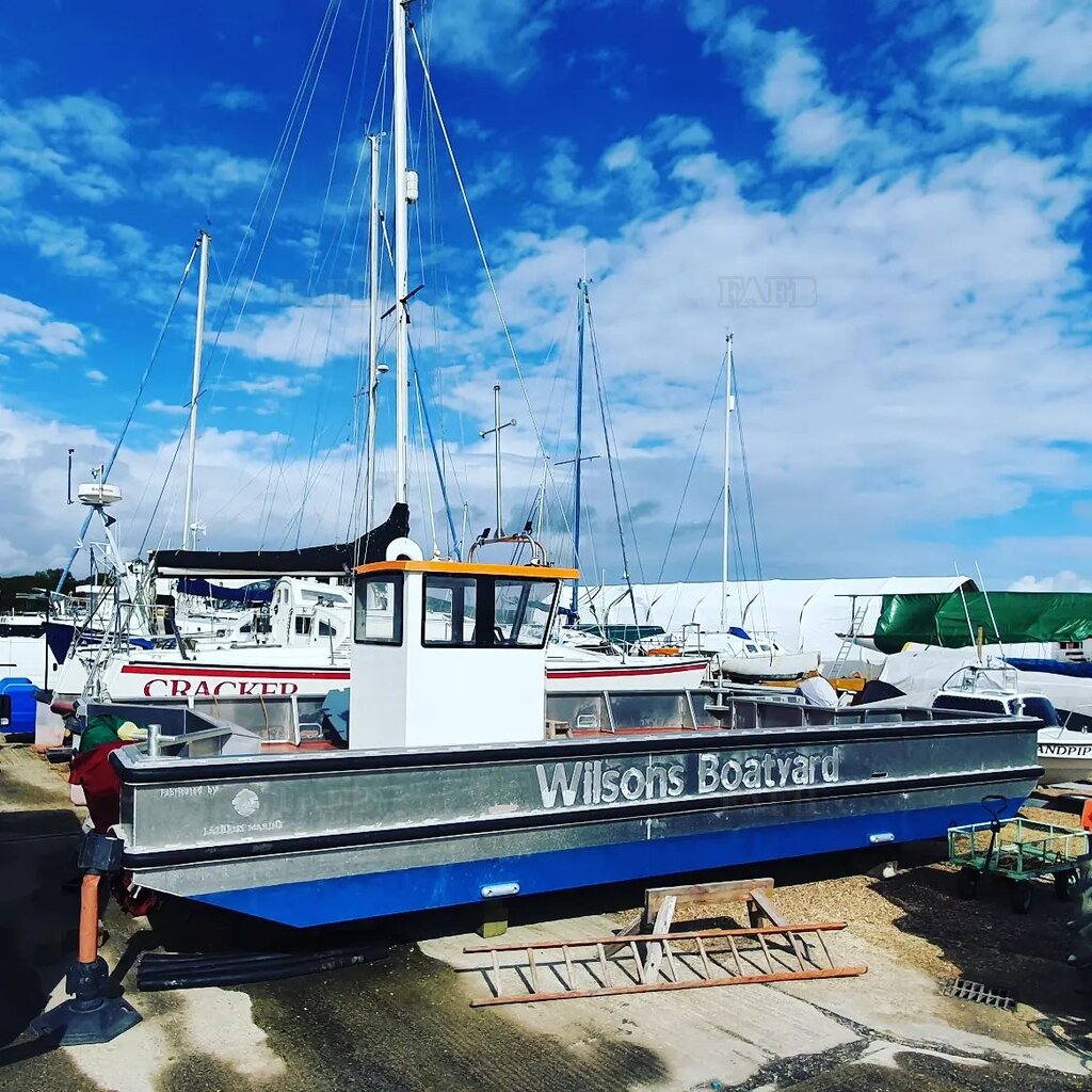 Barge, Workboat up to 12m